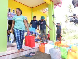 PT IWIP Bersama KJTV Salurkan Sembako ke Warga Wasile untuk Kebutuhan Natal