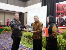 Sekprov Wakili Gubernur Hadiri Pisah Sambut Kajati Malut