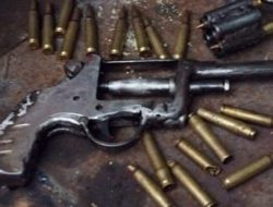 Pria Pengemudi Motor Sampah di Ternate Temukan Pistol dan Peluru