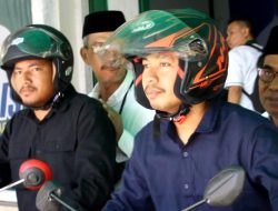 Paslon Jasri-Muhlis Gunakan Motor Menuju KPU Cabut Nomor Urut