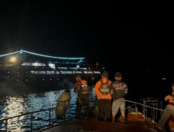 Rusak Kamudi, KM Aksar Saputra Tabrak Pulau di Perairan Halsel