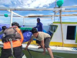 Hanyut Lima Hari, ABK Kapal Sumber Hidup Berhasil Dievakuasi Tim SAR
