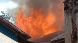 Rumah di Kelurahan Maliaro Ludes Terbakar, Polres Ternate Olah TKP